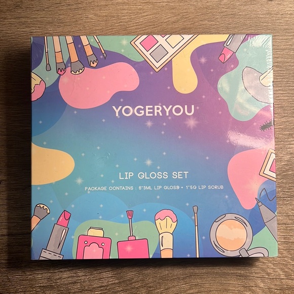 New in Seal Flavored Lip Gloss Set - Picture 1 of 2